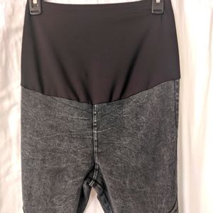 Preggo Leggings. Gray. size M